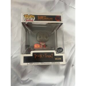 Spirit Halloween Funko Pop Deluxe 1002 Trick ‘r Treat Sam with Pumpkin & Sack